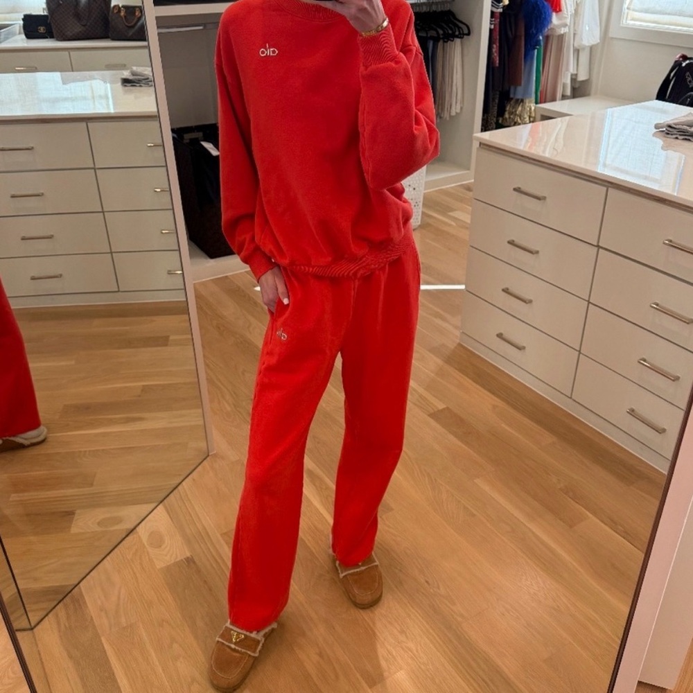 Red ALO Women's Pants & Sweatshirt Set